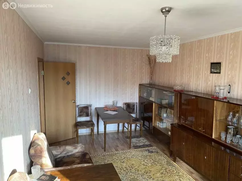 3-комнатная квартира: Курган, улица Коли Мяготина, 111А (63 м) - Фото 1