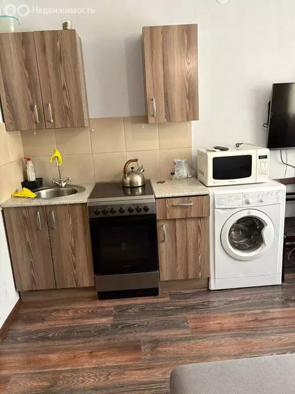 1-комнатная квартира: Екатеринбург, улица Машиностроителей, 37 (18.4 ... - Фото 2