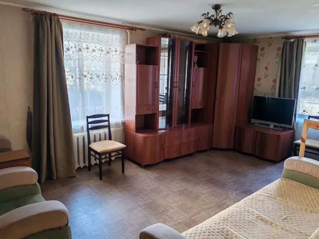 2-к кв. Ленинградская область, Приморск Школьная ул., 7 (50.0 м) - Фото 1