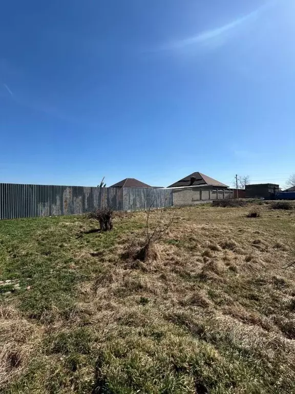 Участок в Кабардино-Балкария, Чегемский район, с. Чегем-Второй ул. ... - Фото 1