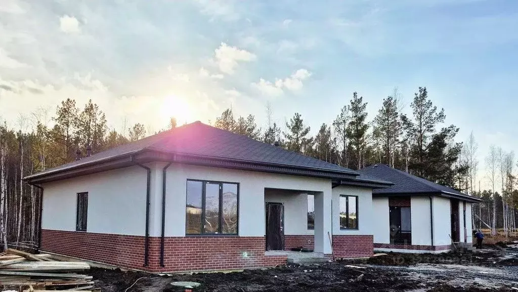 Дом в Свердловская область, Первоуральск муниципальный округ, с. ... - Фото 1