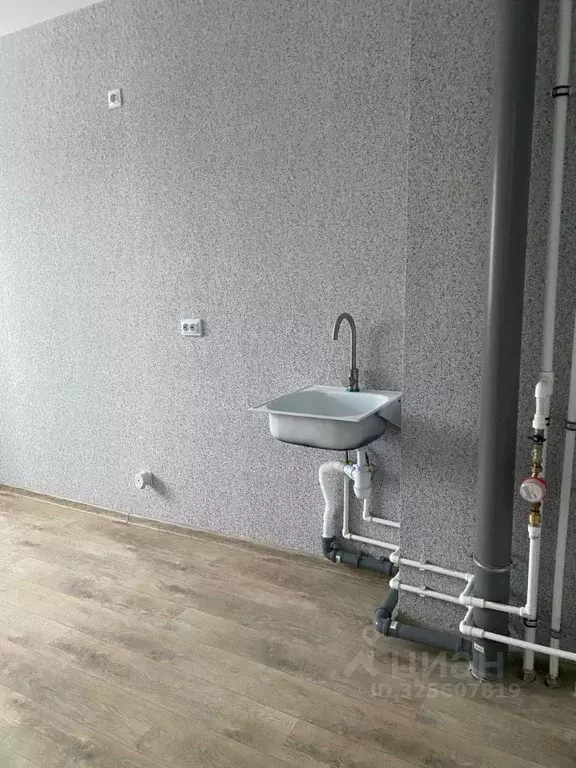 2-к кв. Омская область, Омск проезд 4-й Амурский, 15 (57.7 м) - Фото 2