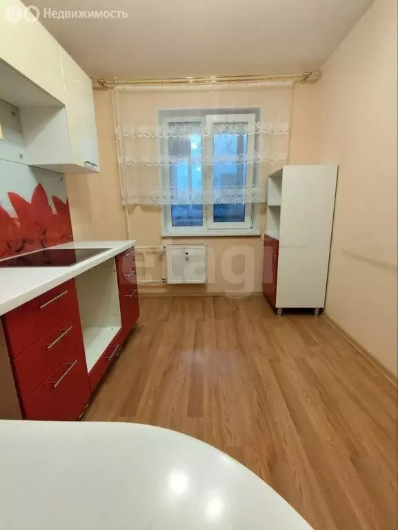 2-комнатная квартира: Пермь, улица Космонавта Беляева, 8 (67.3 м) - Фото 1