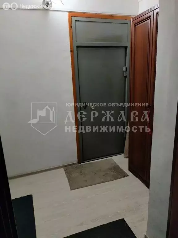 3-комнатная квартира: Междуреченск, Коммунистический проспект, 21 ... - Фото 2