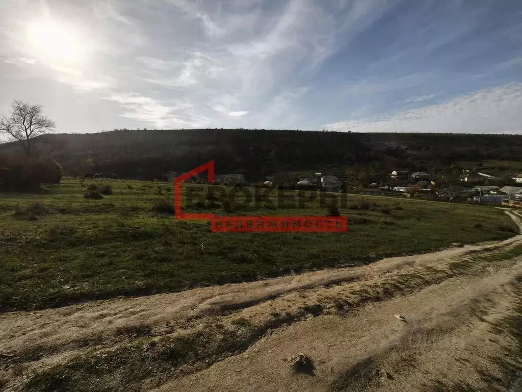 Участок в Крым, Бахчисарайский район, Железнодорожненское с/пос, с. ... - Фото 2