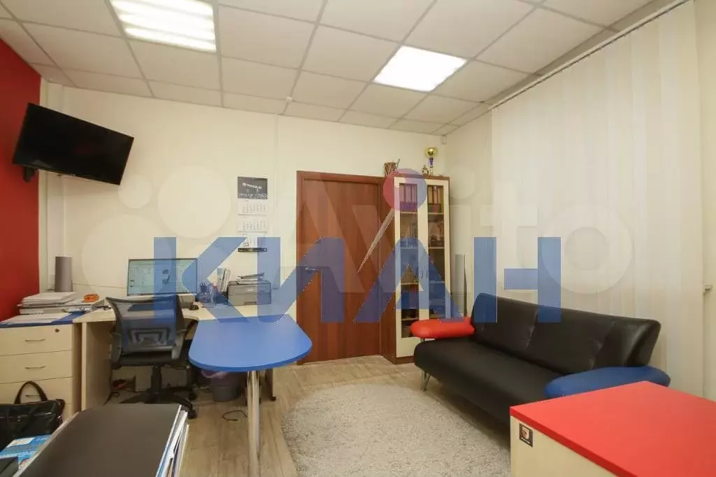 Компактный офис в деловом центре - Фото 1