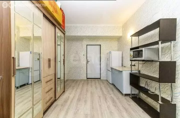 1к в -комнатной квартире (18.8 м) - Фото 0