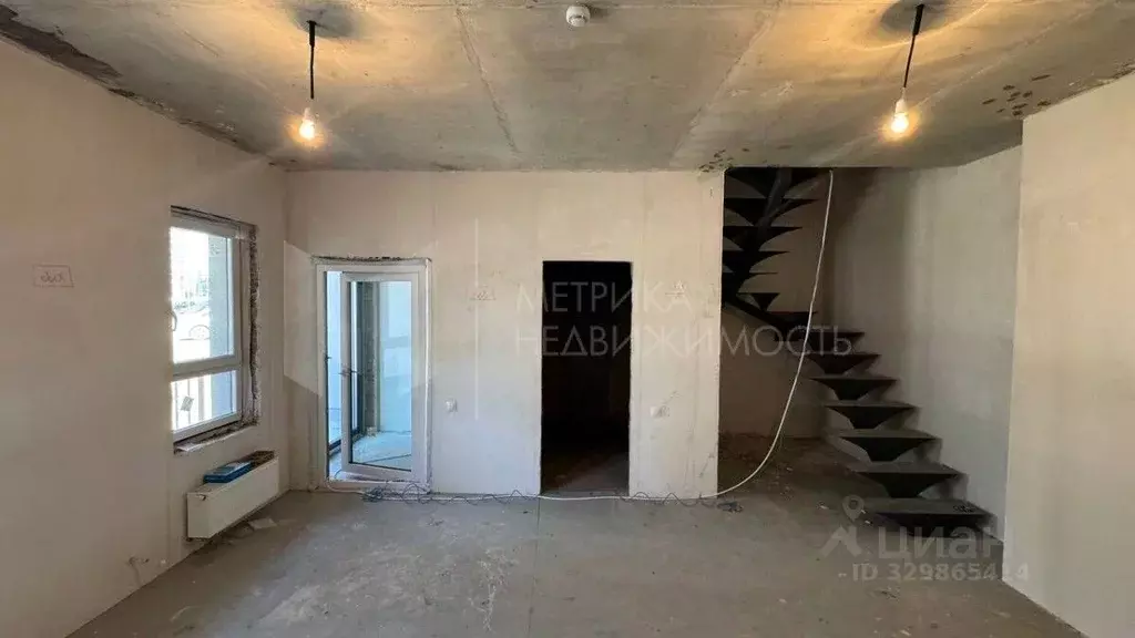2-к кв. Тюменская область, Тюмень ул. Николая Глебова, 3 (69.6 м) - Фото 1