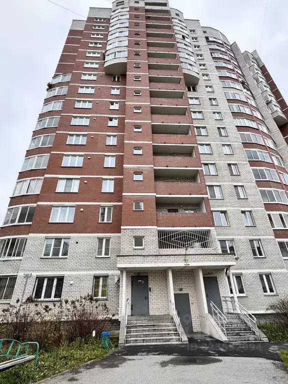 3-к кв. Свердловская область, Екатеринбург ул. Парниковая, 8 (75.5 м) - Фото 2