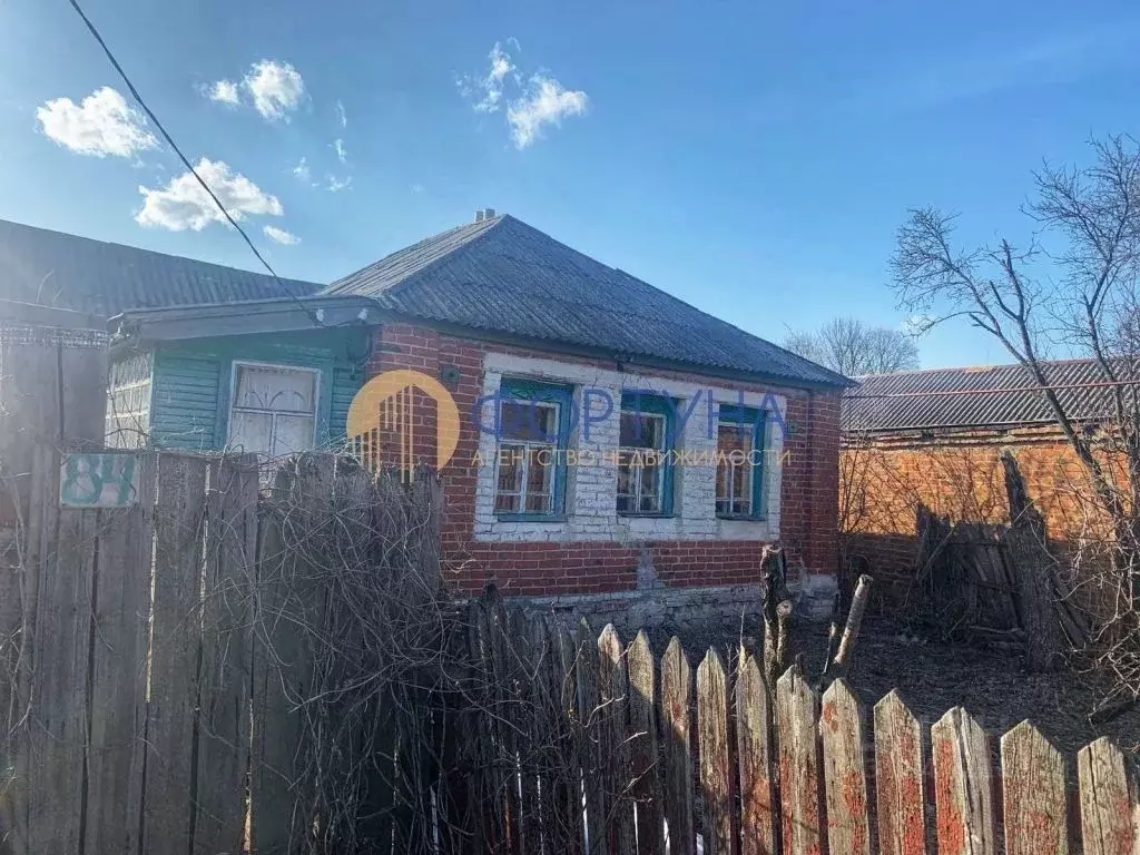 Дом в Белгородская область, Новооскольский муниципальный округ, с. ... - Фото 0