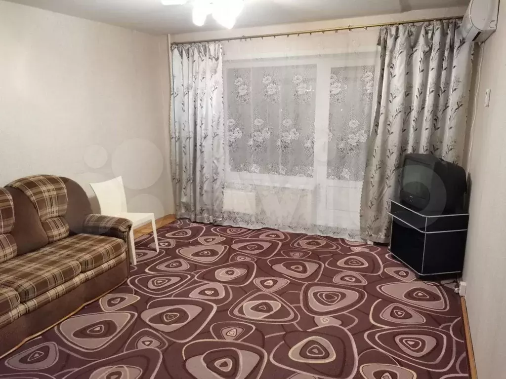1-к. квартира, 32 м, 7/9 эт. - Фото 0