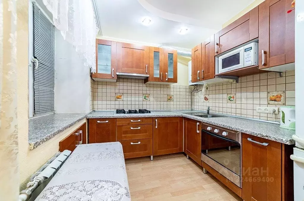 3-к кв. Татарстан, Казань ул. Шаляпина, 41А (56.0 м) - Фото 1