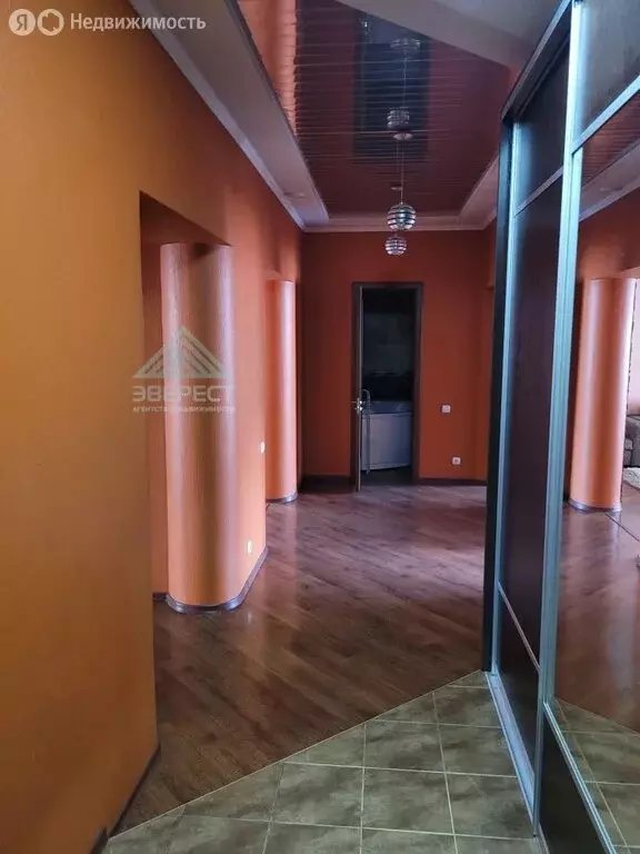 3-комнатная квартира: Абакан, улица Бограда, 135 (93.4 м) - Фото 1