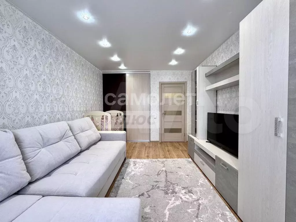 1-к. квартира, 38,5 м, 13/17 эт. - Фото 0