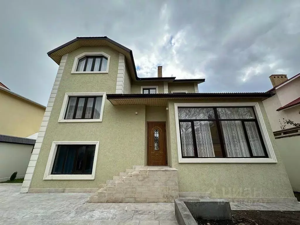 Дом в Дагестан, Махачкала ул. Тукитинская (300 м) - Фото 0