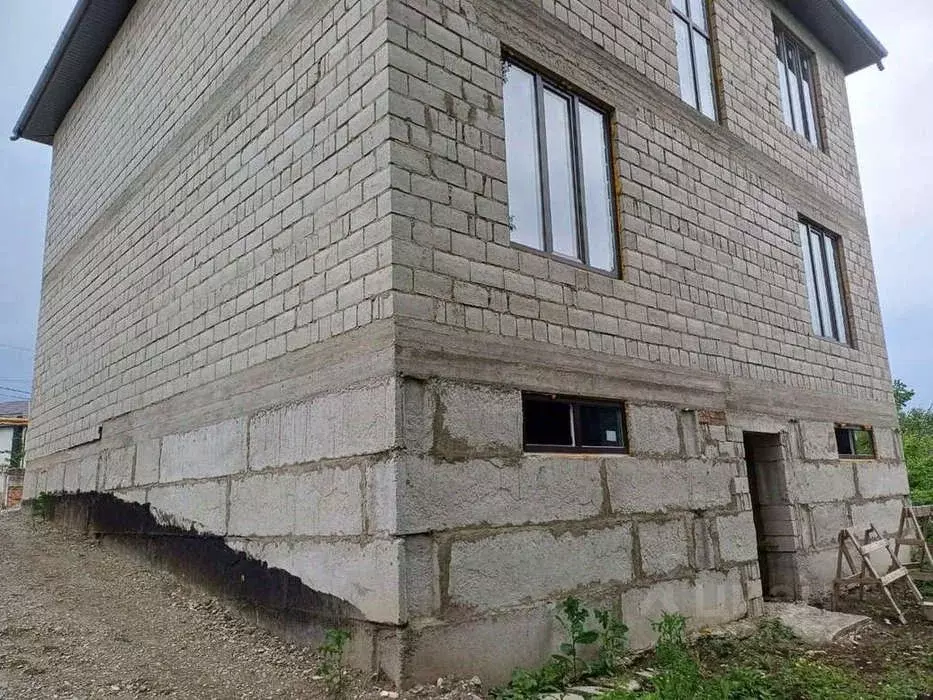 Дом в Кабардино-Балкария, Нальчик городской округ, с. Хасанья ул. ... - Фото 1