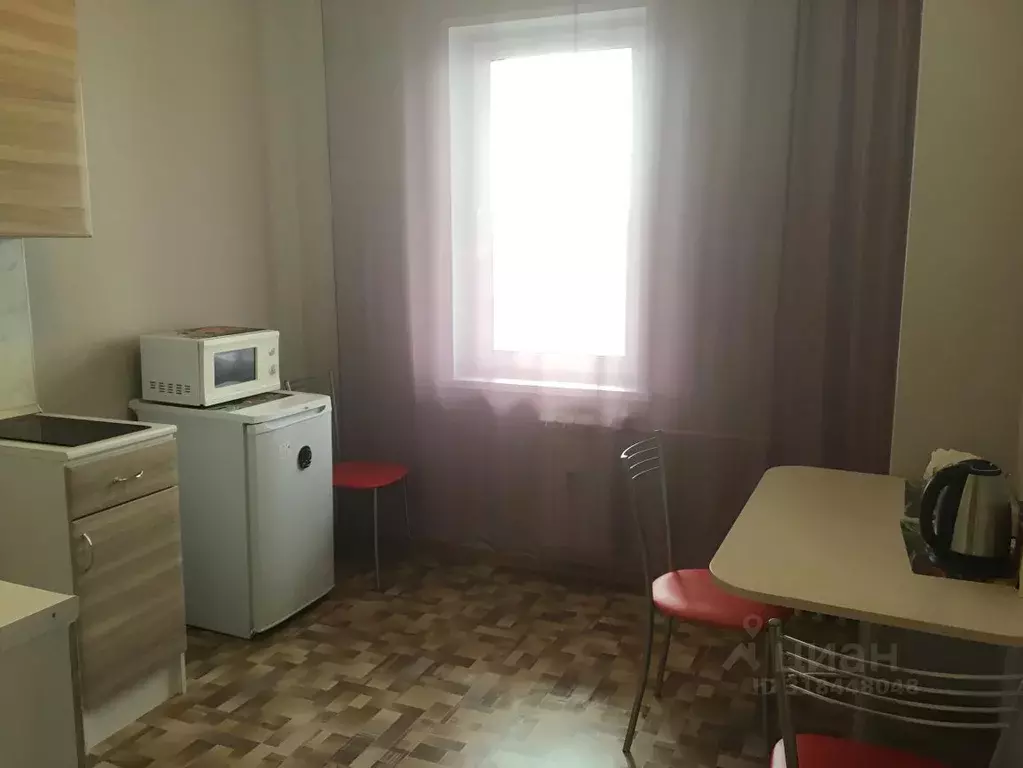 1-к кв. Красноярский край, Красноярск ул. Республики, 37А (46.0 м) - Фото 1