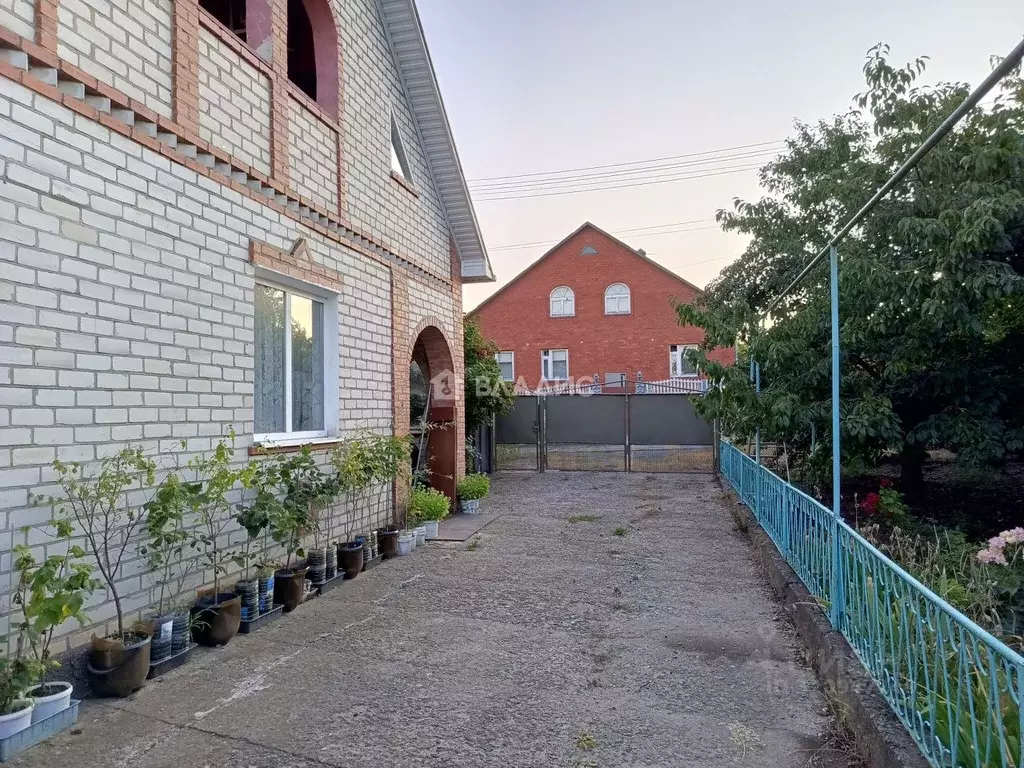 Дом в Белгородская область, Белгородский район, Дубовское с/пос, пос. ... - Фото 2