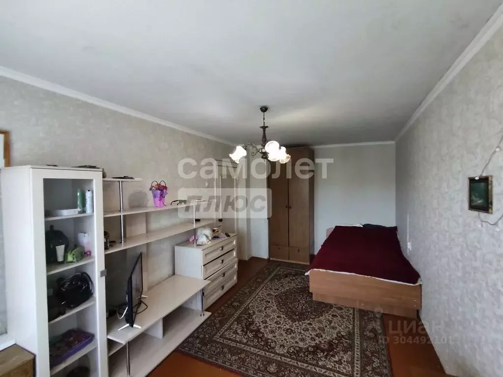 3-к кв. Белгородская область, Старый Оскол Лебединец мкр, 24 (60.0 м) - Фото 0