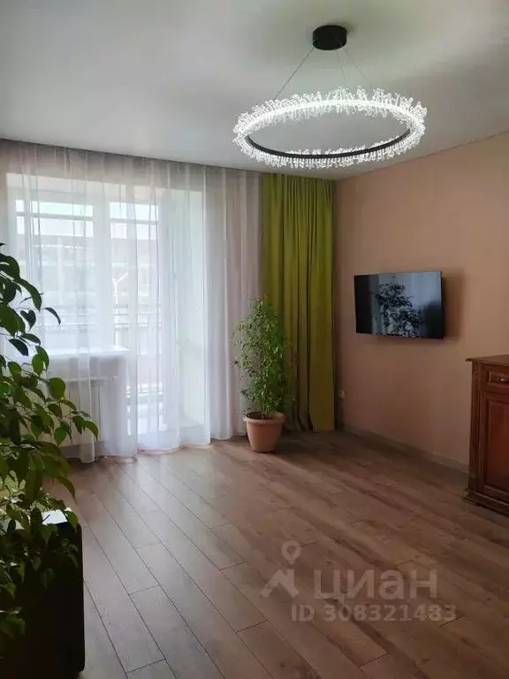 1-к кв. Татарстан, Казань ул. Рауиса Гареева, 78А (45.0 м) - Фото 0