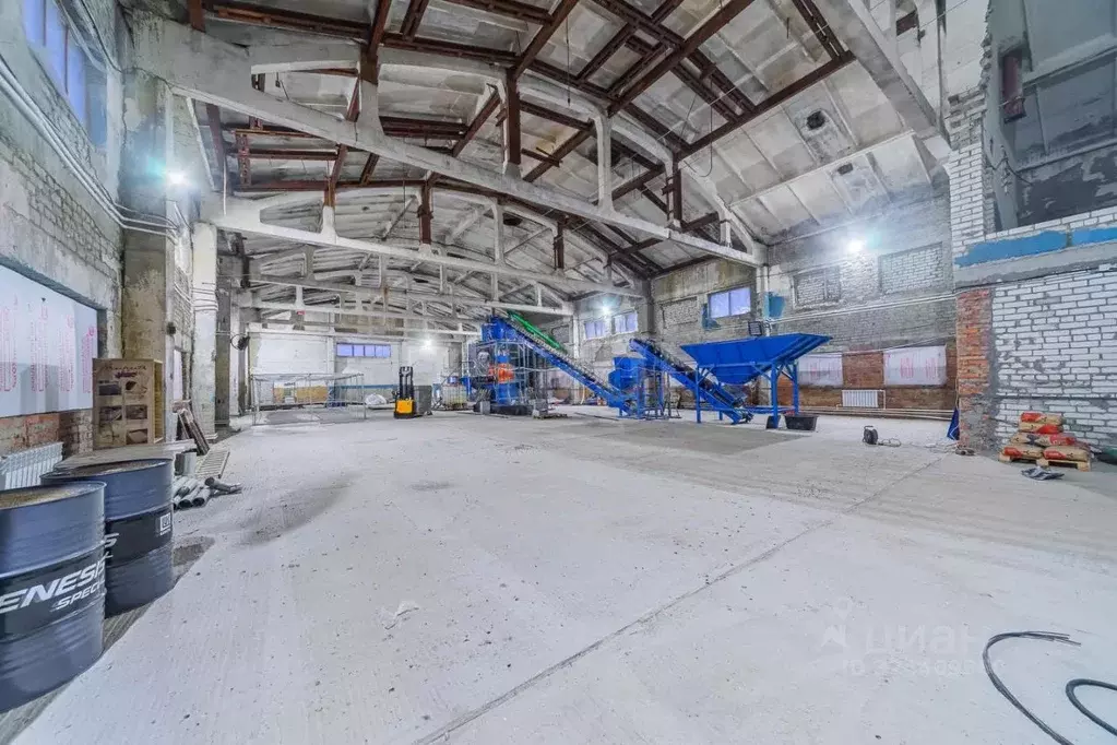 Склад в Саратовская область, Татищево рп ул. Кирпичная, 2Б (5377 м) - Фото 1