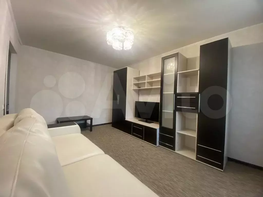 2-к. квартира, 65 м, 2/10 эт. - Фото 1