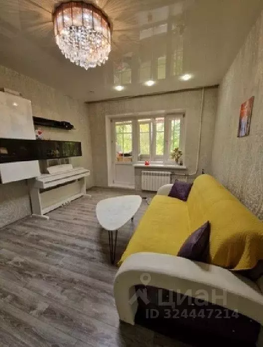 2-к кв. Ханты-Мансийский АО, Нефтеюганск 8-й мкр, 7 (52.5 м) - Фото 1