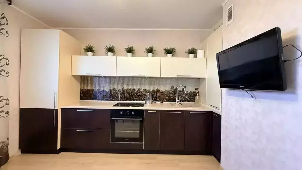 2-к кв. Башкортостан, Уфа ул. Летчиков, 3/2 (62.0 м) - Фото 1