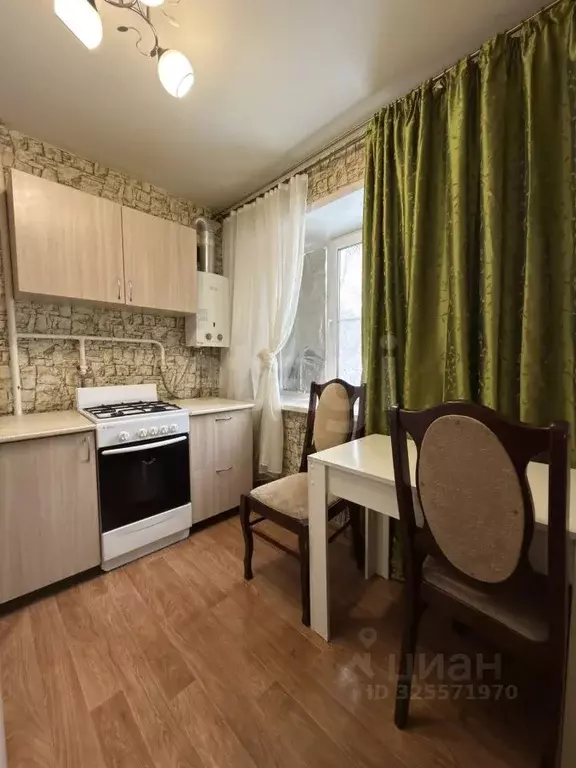 2-к кв. Тульская область, Тула Курковая ул., 24 (42.7 м) - Фото 2