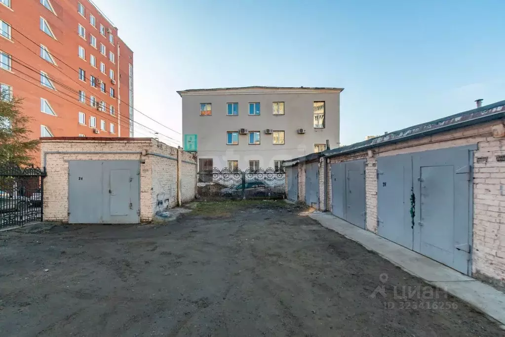 Гараж в Омская область, Омск ул. 5-й Армии, 3 (17 м) - Фото 1