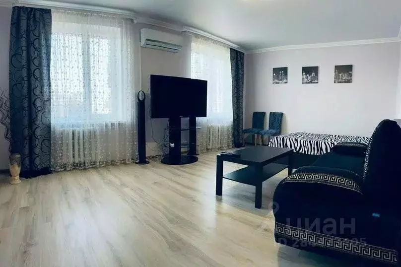 2-к кв. Татарстан, Казань ул. Тихомирнова, 1 (77.0 м) - Фото 1