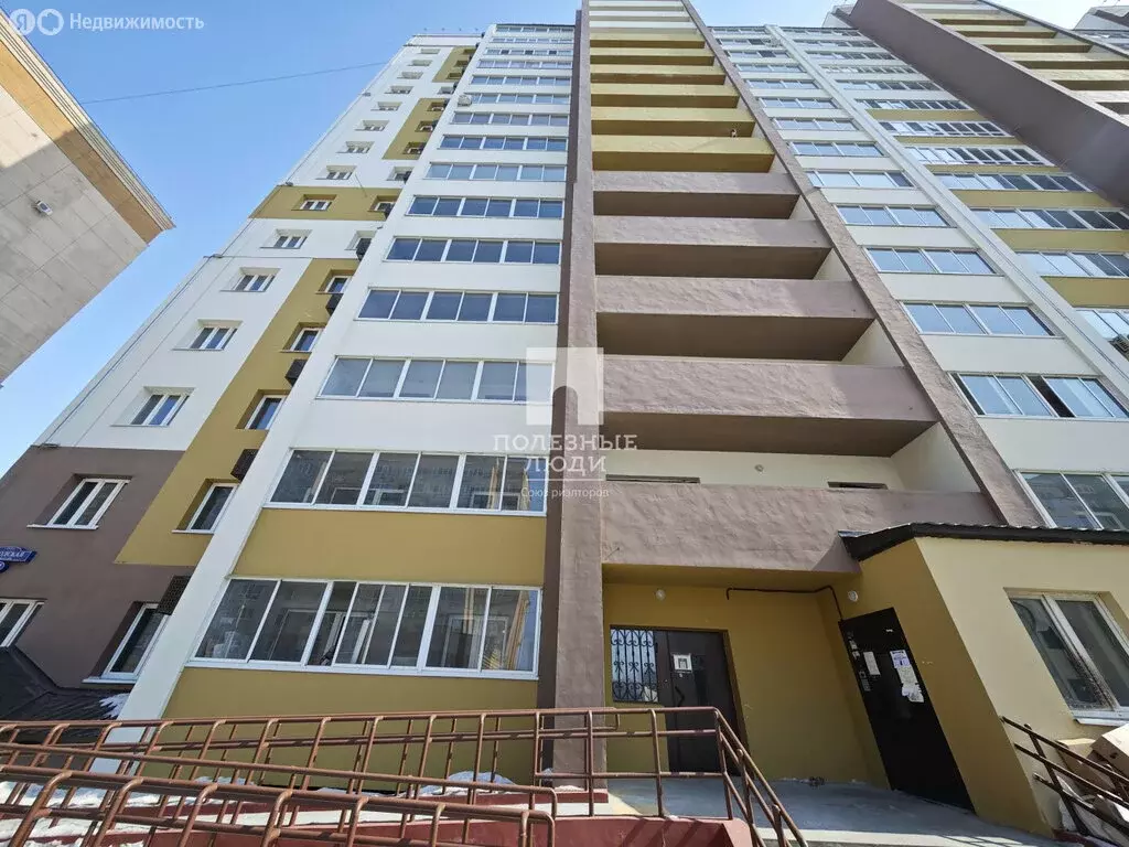 2-комнатная квартира: Благовещенск, Заводская улица, 2 (69.8 м) - Фото 1