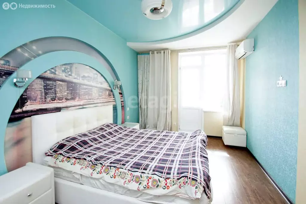 2-комнатная квартира: Омск, улица Маршала Жукова, 107 (77.8 м) - Фото 0