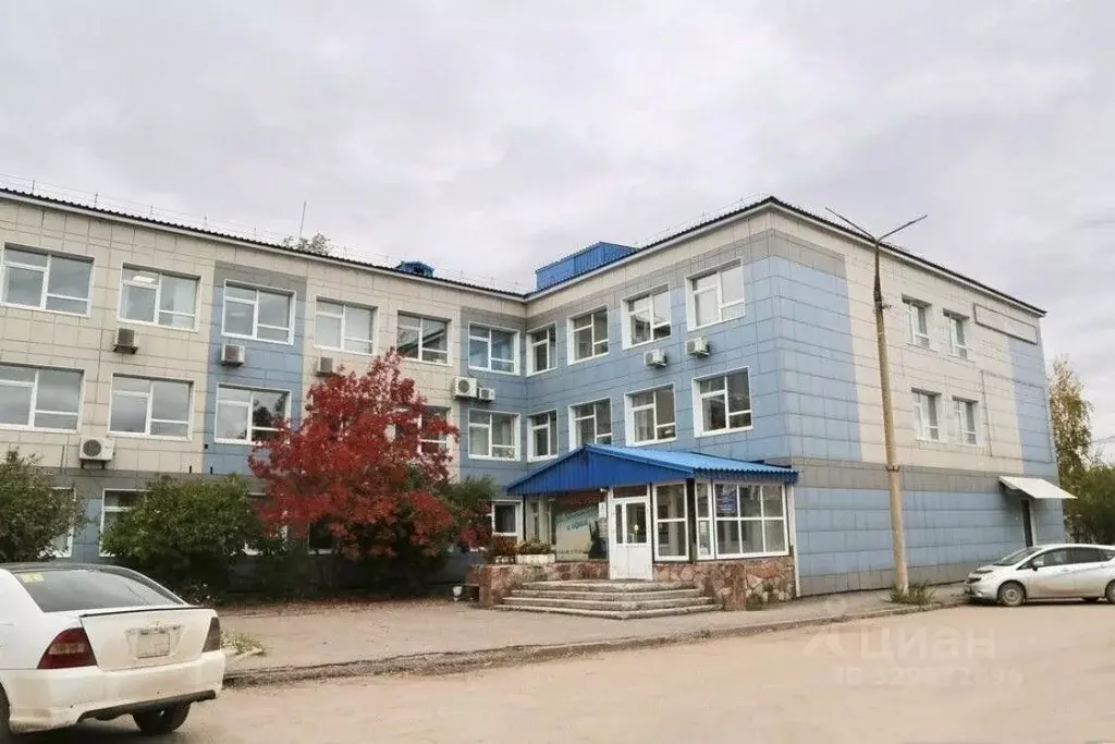 Помещение свободного назначения в Иркутская область, Усть-Кут ул. ... - Фото 1