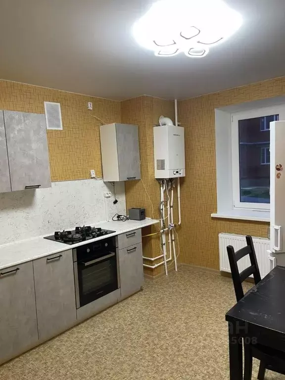 2-к кв. Волгоградская область, Волгоград ул. 70-летия Победы, 31 (65.0 ... - Фото 1