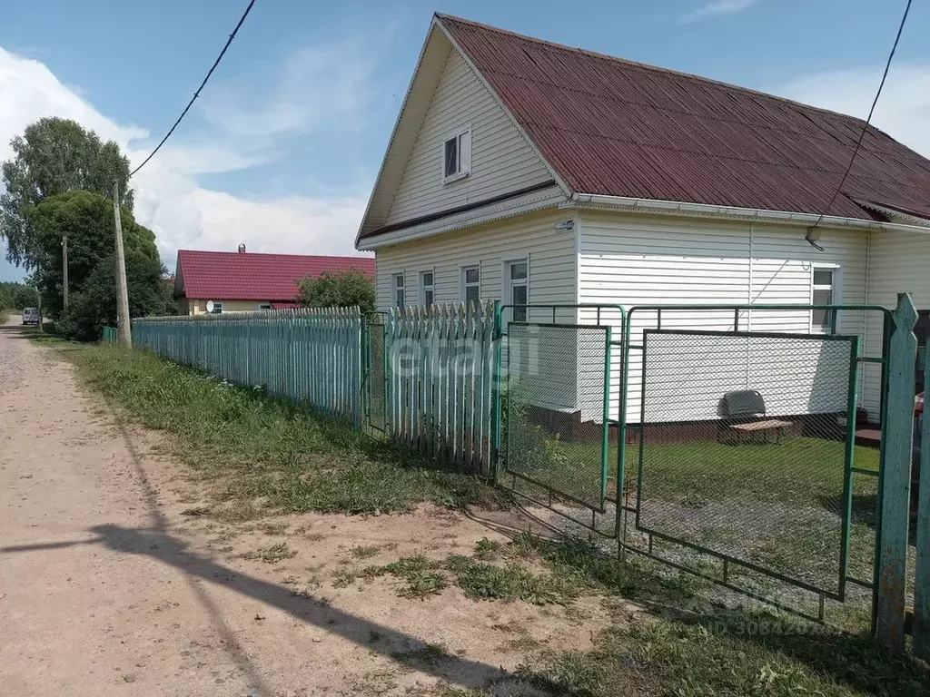 Дом в Ленинградская область, Киришский район, Будогощское городское ... - Фото 0