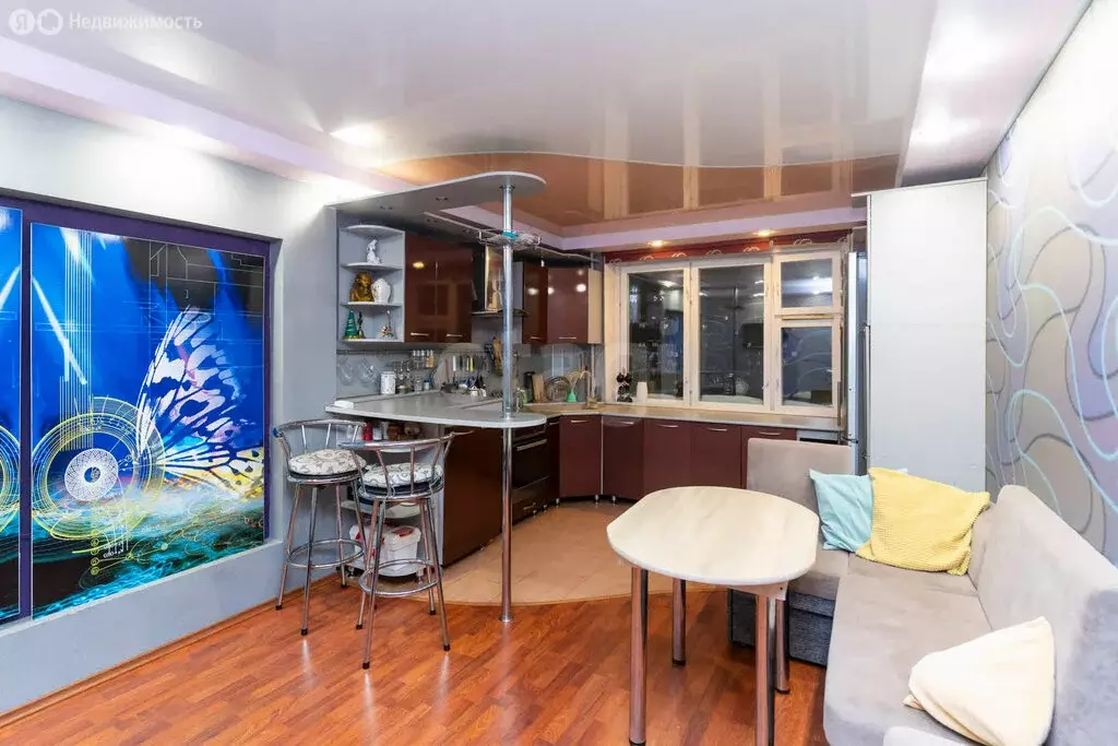 3-комнатная квартира: Тюмень, улица Николая Семёнова, 33 (90.1 м) - Фото 2