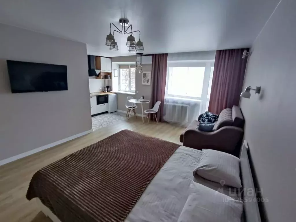 1-к кв. Хабаровский край, Хабаровск Амурский бул., 3 (32.0 м) - Фото 1