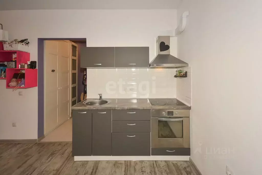 Студия Тюменская область, Тюмень Полевая ул., 105к2 (34.1 м) - Фото 1