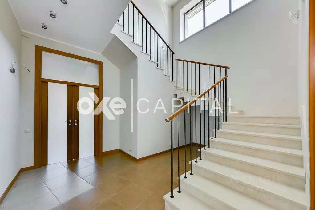 Дом в Москва Крекшино кп, ул. Клубничная, 132 (323 м) - Фото 2