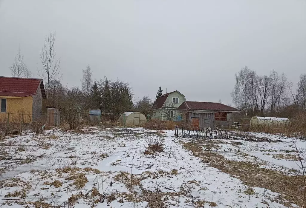 Участок в Тверская область, Конаковский муниципальный округ, Майский ... - Фото 0