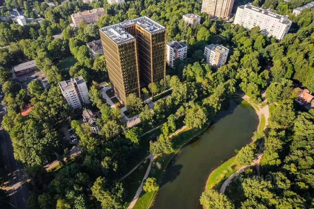 1-к кв. Санкт-Петербург аллея Академика Лихачева, 7 (66.7 м) - Фото 1