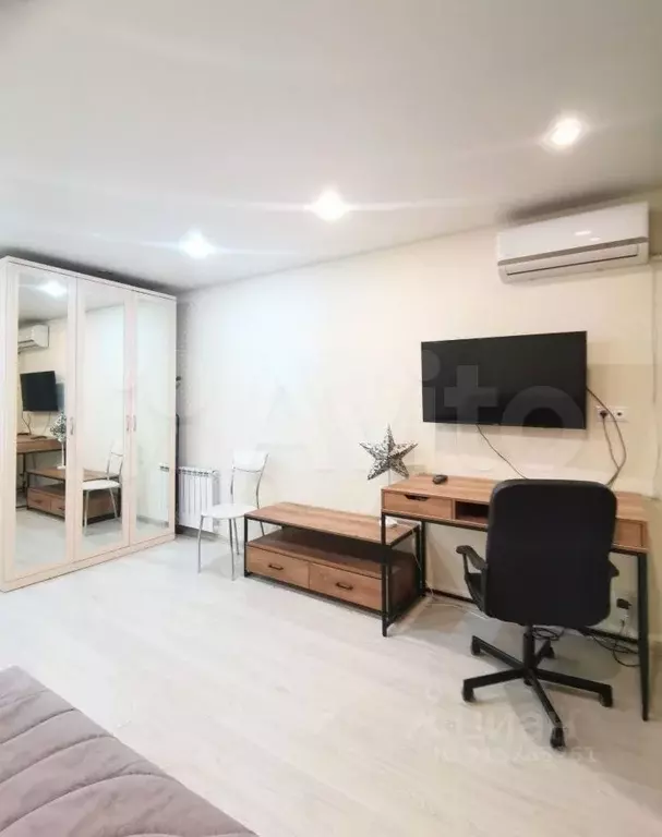 2-к. квартира, 40 м, 1/9 эт. - Фото 1