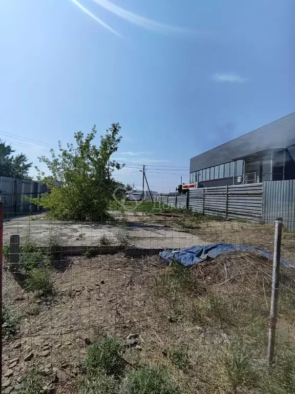 Участок в Волгоградская область, Среднеахтубинский район, Фрунзенское ... - Фото 0