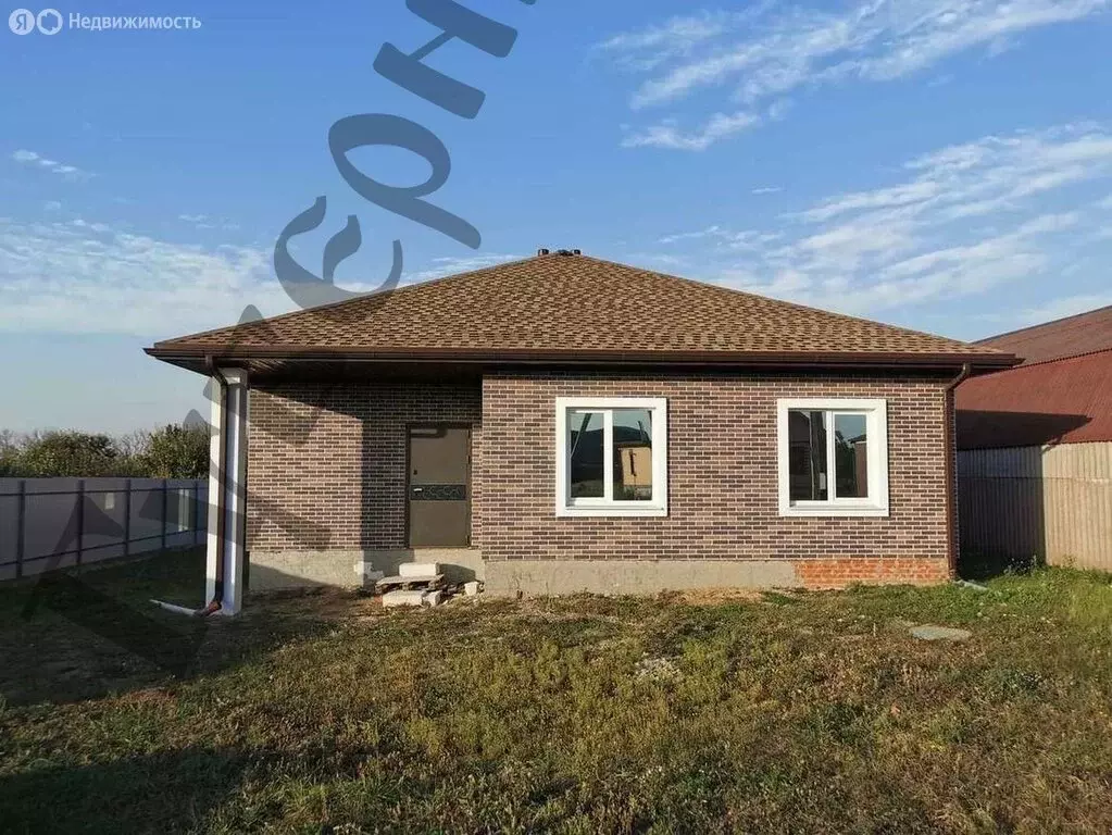 Дом в Белгородская область, Яковлевский муниципальный округ, село ... - Фото 1
