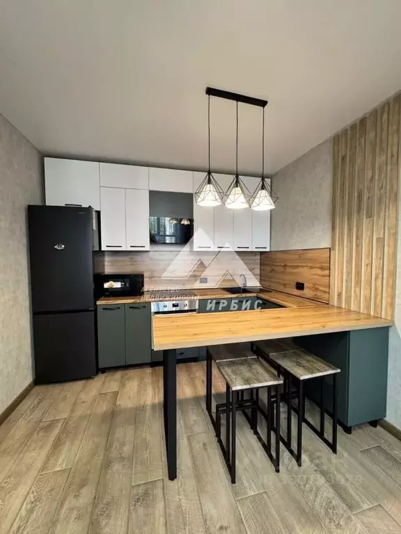 2-к кв. Алтайский край, Барнаул Северо-Западная ул., 15к2 (41.5 м) - Фото 1