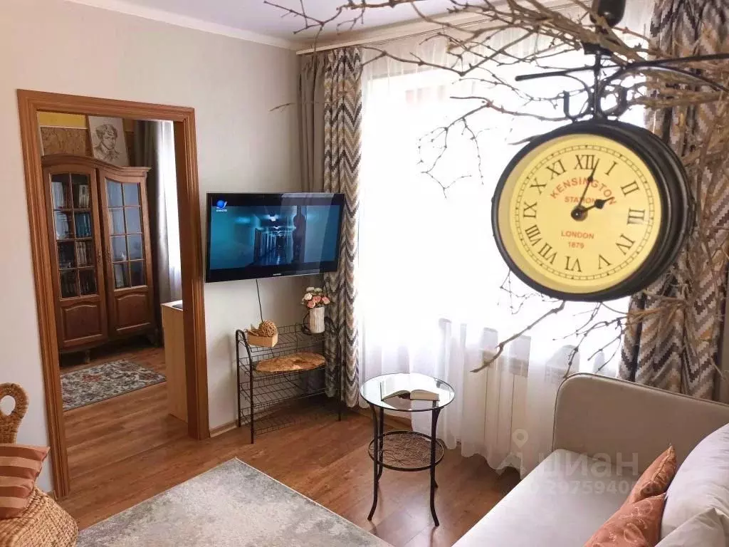 2-к кв. Карелия, Петрозаводск ул. Свердлова, 3 (42.0 м) - Фото 2