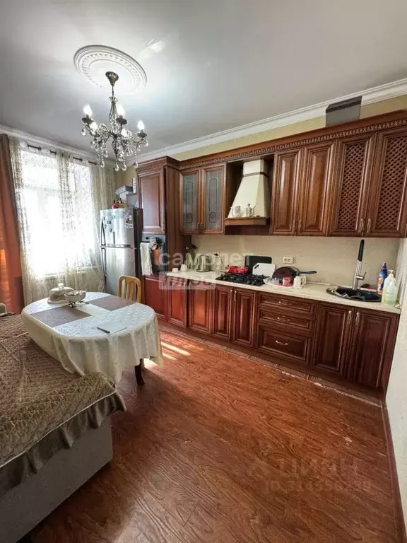 2-к кв. Дагестан, Каспийск просп. М. Омарова, 100 (82.0 м) - Фото 1