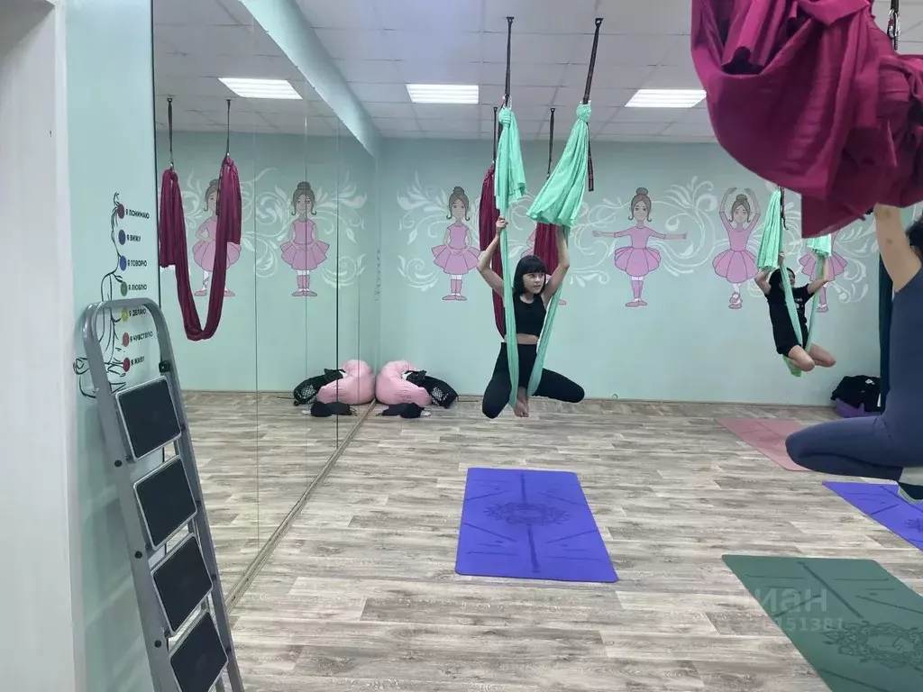 Помещение свободного назначения в Бурятия, Северо-Байкальский район, ... - Фото 2