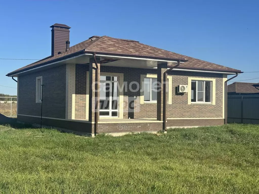 Дом в Курская область, Курский район, Рышковский сельсовет, д. Зорино  ... - Фото 1